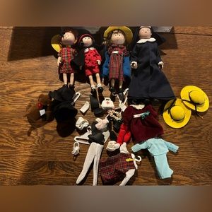 Madeline House Doll Carrying Case with 4 dolls